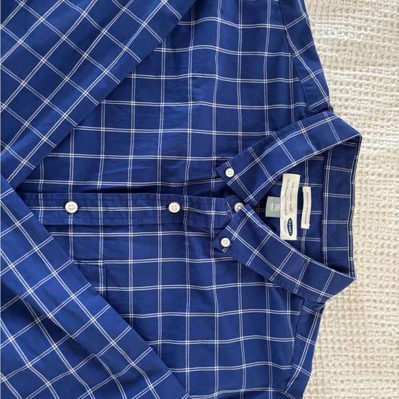 Old Navy Navy Blue Plaid Men's Shirt - Picture 3 of 7